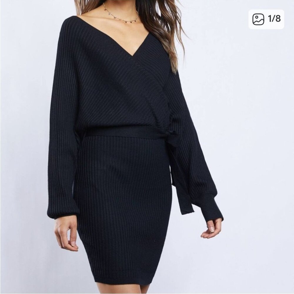 **NWT** Black Love Tree Knit Sweater Dress with Long Sleeves, Small